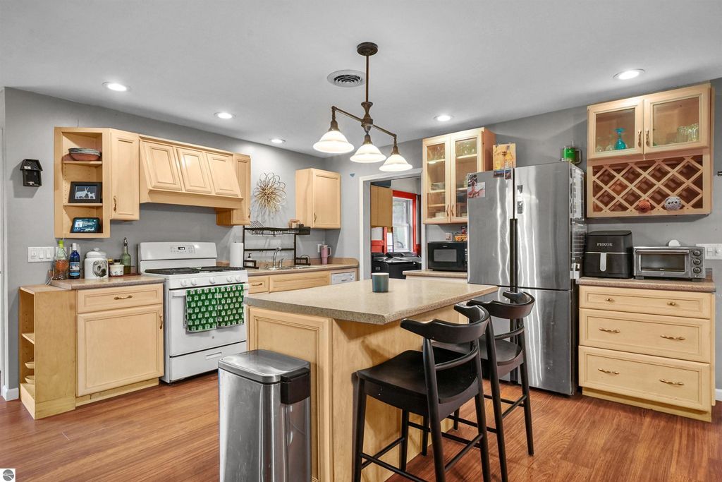 Image 6 of property listing at 8784 M-66, Fife Lake, MI 49633