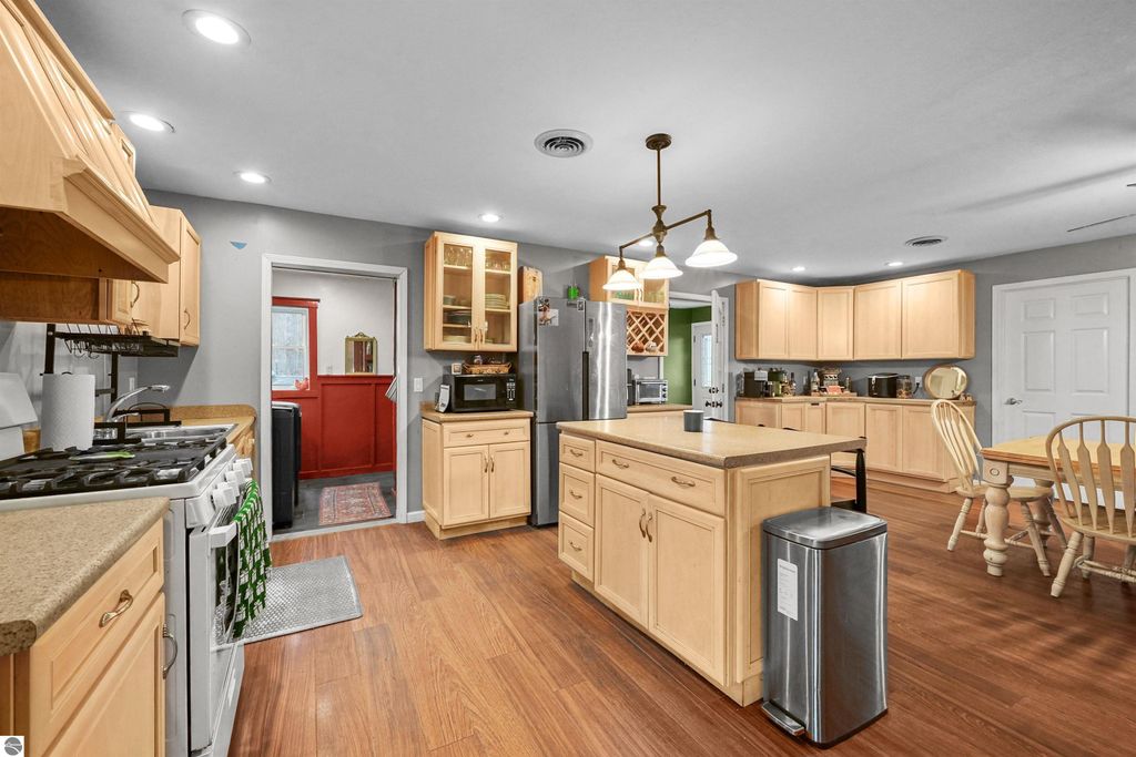 Image 7 of property listing at 8784 M-66, Fife Lake, MI 49633