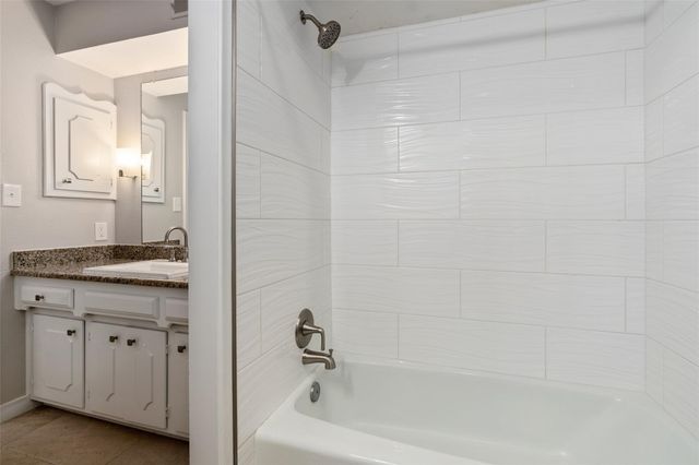 4355 Harvest Hill Road, Dallas, TX 75244