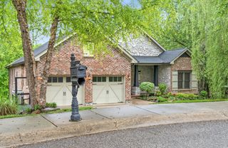 711 Courtland Ave, Clarksville, TN 37043
