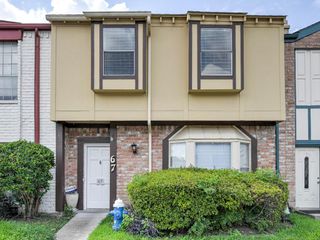 7700 Creekbend Drive 67, Houston, TX 77071