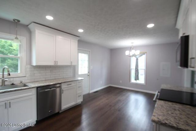 512 Hickory Rd, Lawrenceburg, KY 40342