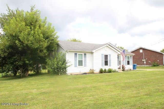 512 Hickory Rd, Lawrenceburg, KY 40342