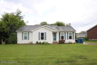 512 Hickory Rd, Lawrenceburg, KY 40342