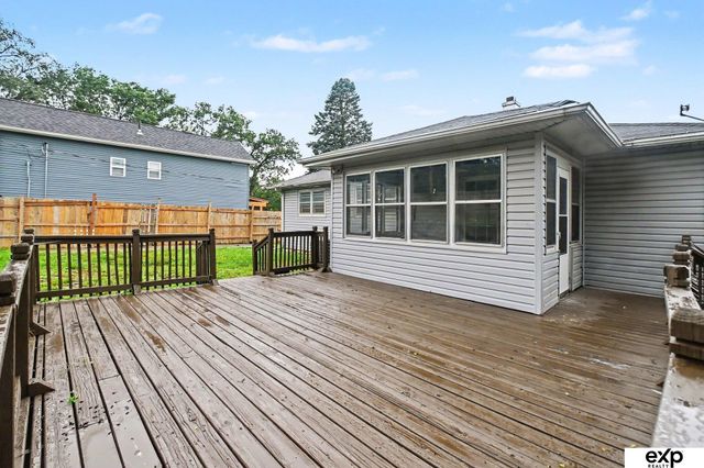 4113 N 66 Street, Omaha, NE 68104