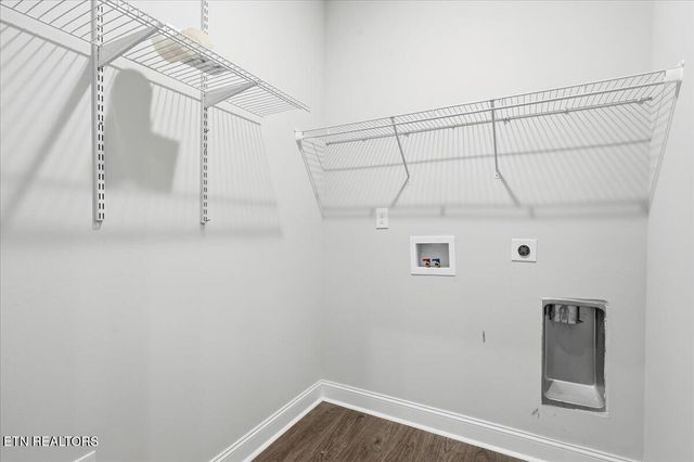 107 Gray Wolf Way, Lenoir City, TN 37771