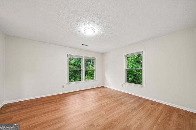 714 Longleaf Drive, Lawrenceville, GA 30046