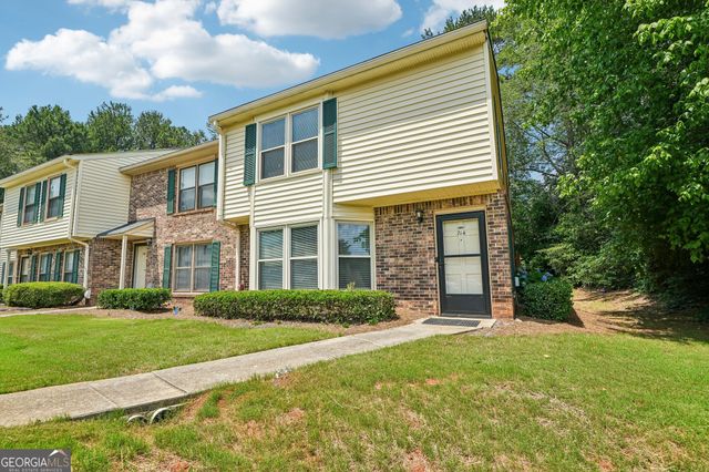 714 Longleaf Drive, Lawrenceville, GA 30046