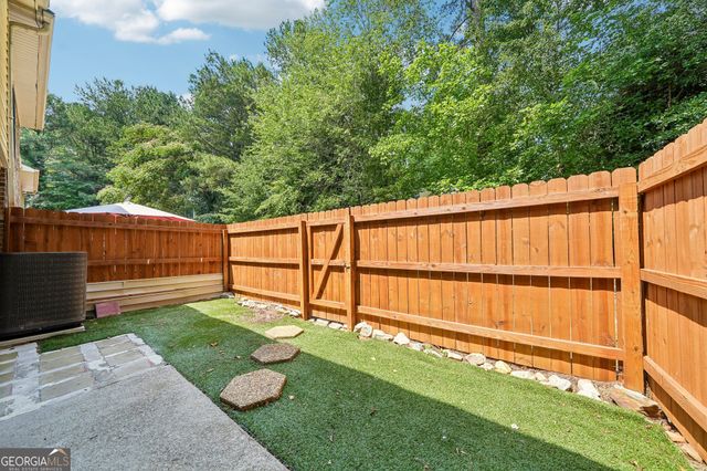 714 Longleaf Drive, Lawrenceville, GA 30046