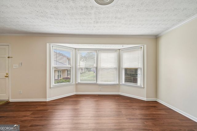 714 Longleaf Drive, Lawrenceville, GA 30046