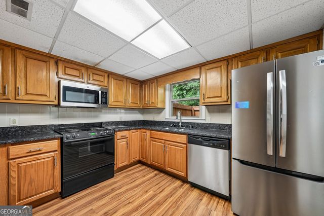 714 Longleaf Drive, Lawrenceville, GA 30046