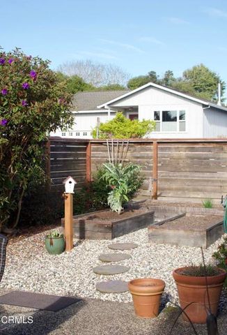 1097 E Oak Street, Fort Bragg, CA 95437