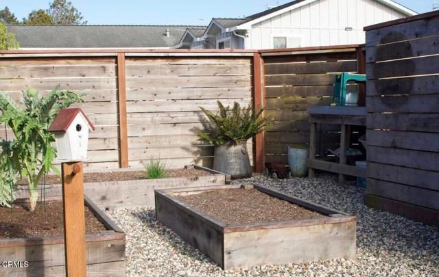 1097 E Oak Street, Fort Bragg, CA 95437