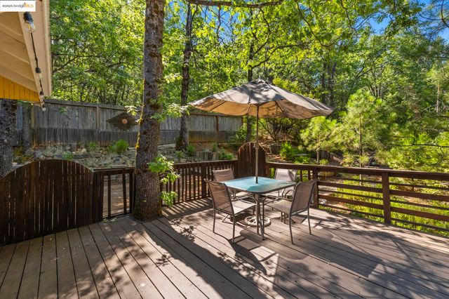 24129 Awahanee Rd., Sonora, CA 95370