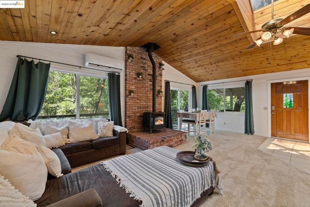 24129 Awahanee Rd., Sonora, CA 95370