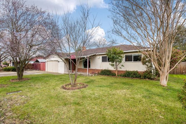 3801 Horton Ln, Carmichael, CA 95608