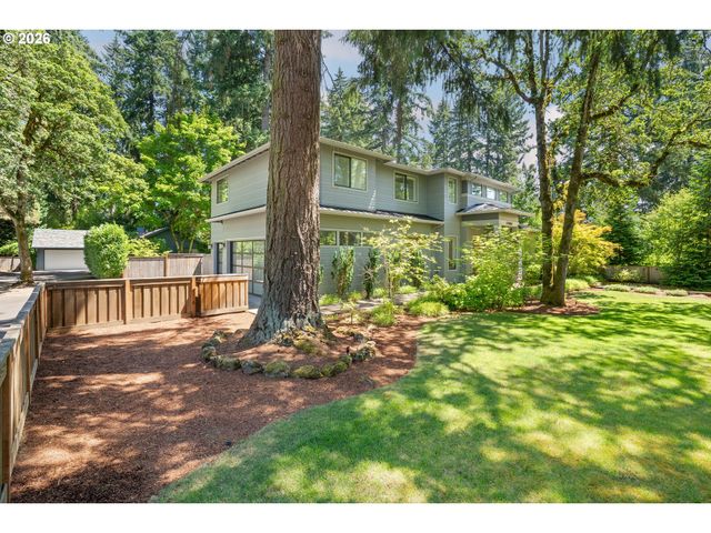 17484 BRYANT Rd, Lake Oswego, OR 97035