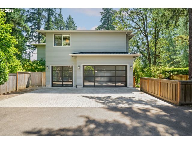 17484 BRYANT Rd, Lake Oswego, OR 97035
