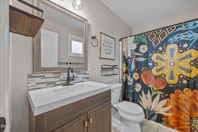 1011 Toad Hollow Lane, Mebane, NC 27302