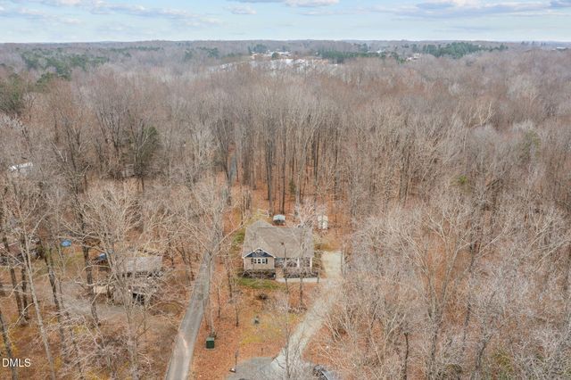 1011 Toad Hollow Lane, Mebane, NC 27302