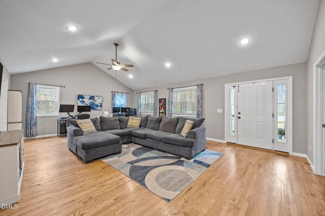 1011 Toad Hollow Lane, Mebane, NC 27302