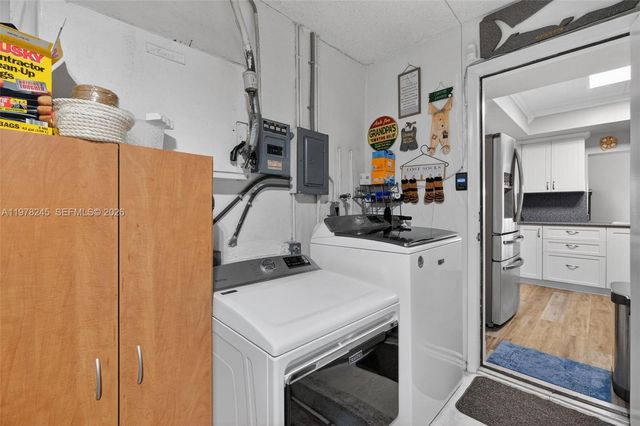 9291 NW 11th Ct, Pembroke Pines, FL 33024