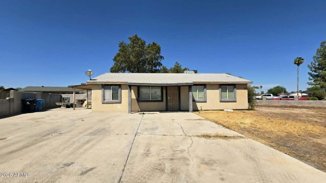 8220 W MEADOWBROOK Avenue, Phoenix, AZ 85033