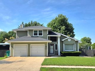 3413 Theodore Street, Joliet, IL 60431