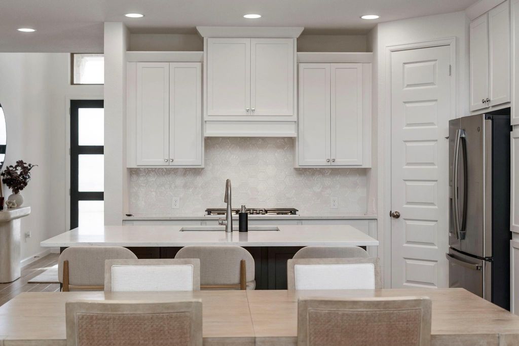 Image 20 of property listing at 10927 Maple Mist Drive, Missouri City, TX 77459