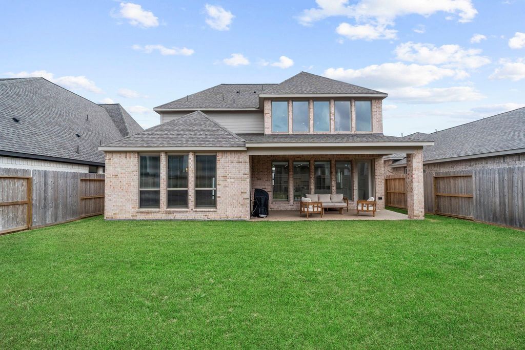 Image 42 of property listing at 10927 Maple Mist Drive, Missouri City, TX 77459
