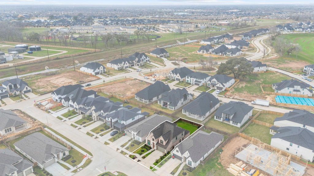 Image 46 of property listing at 10927 Maple Mist Drive, Missouri City, TX 77459