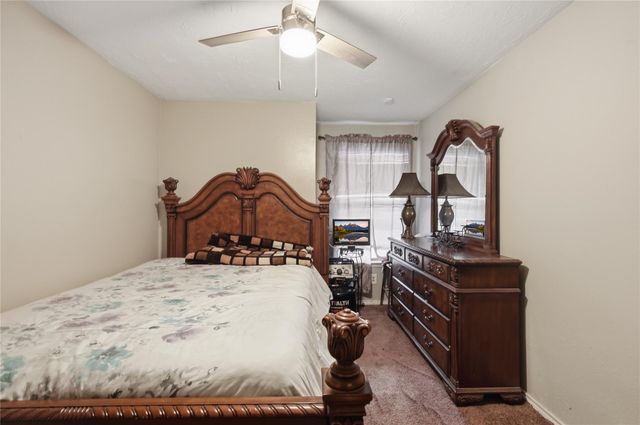 7522 Shoshone Drive, Baytown, TX 77521