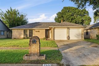 7522 Shoshone Drive, Baytown, TX 77521
