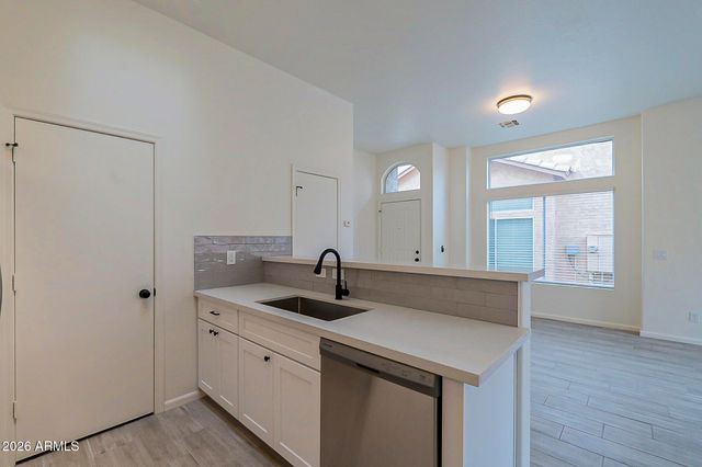 6610 E UNIVERSITY Drive 152, Mesa, AZ 85205