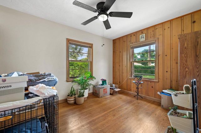 5644 N Paradise LANE, Glendale, WI 53209
