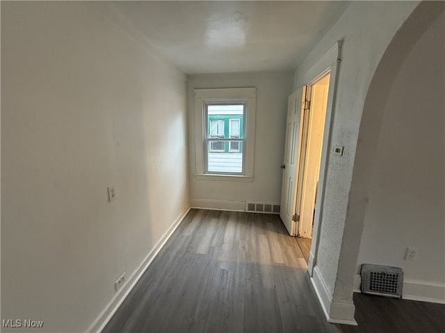 2816 E 117th Street, Cleveland, OH 44120