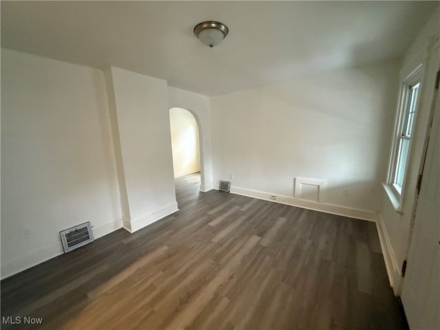 2816 E 117th Street, Cleveland, OH 44120