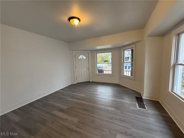 2816 E 117th Street, Cleveland, OH 44120