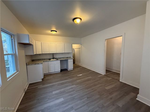 2816 E 117th Street, Cleveland, OH 44120