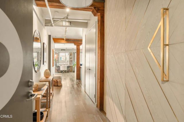 527 Molino Street 401, Los Angeles, CA 90013