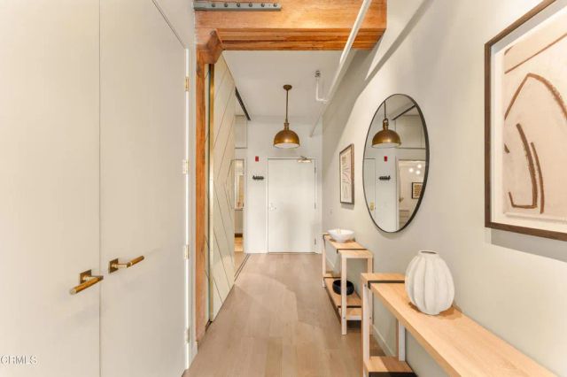 527 Molino Street 401, Los Angeles, CA 90013