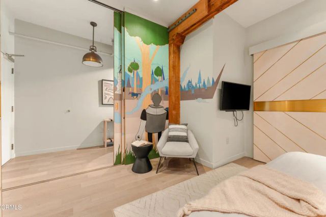 527 Molino Street 401, Los Angeles, CA 90013