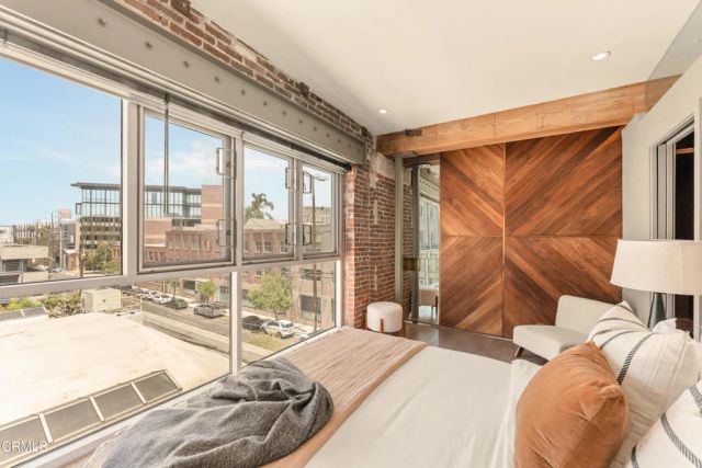 527 Molino Street 401, Los Angeles, CA 90013