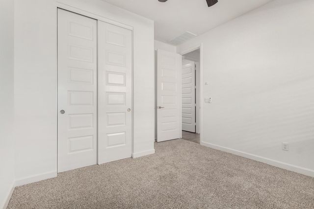 17824 W VOGEL Avenue, Waddell, AZ 85355