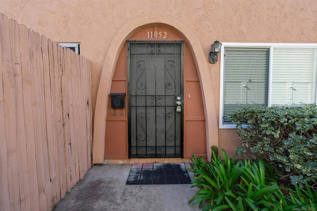 Image 5 of property listing at 11052 Via San Marco, San Diego, CA 92129