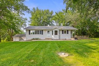 800 Arboretum Boulevard, Victoria, MN 55386