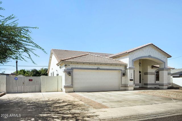 5619 W FRIER Drive, Glendale, AZ 85301