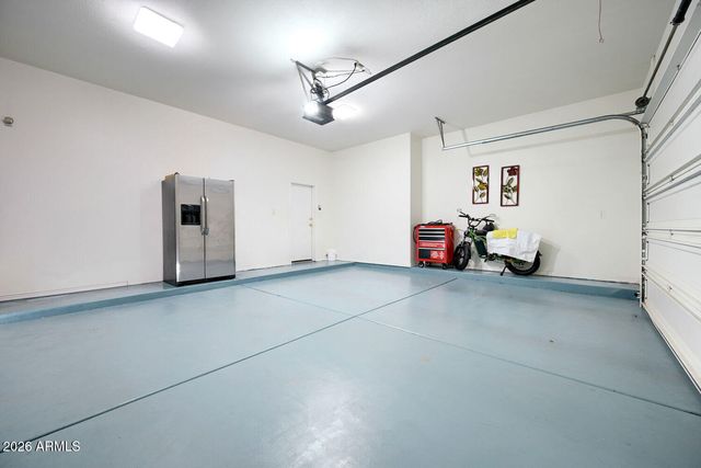 5619 W FRIER Drive, Glendale, AZ 85301