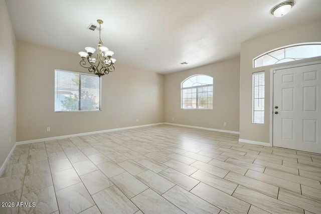 5619 W FRIER Drive, Glendale, AZ 85301