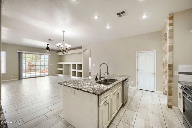 5619 W FRIER Drive, Glendale, AZ 85301